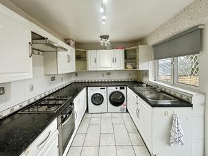 Photo 11- click for photo gallery